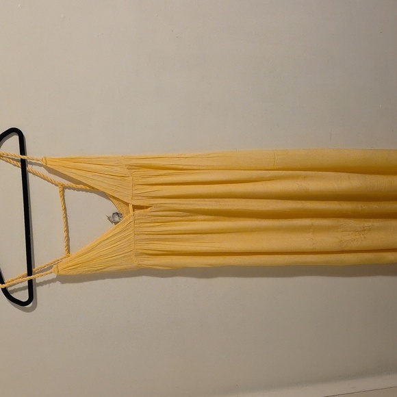 ASOS DESIGN rope detail v front beach maxi dress in golden yellow Size 8 - Picture 2 of 7